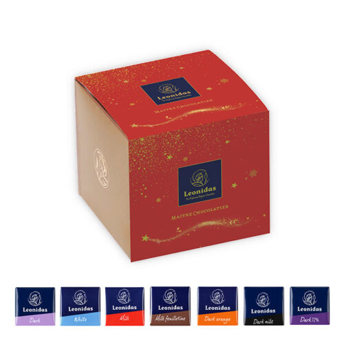 Cube de Noël garni de napolitains